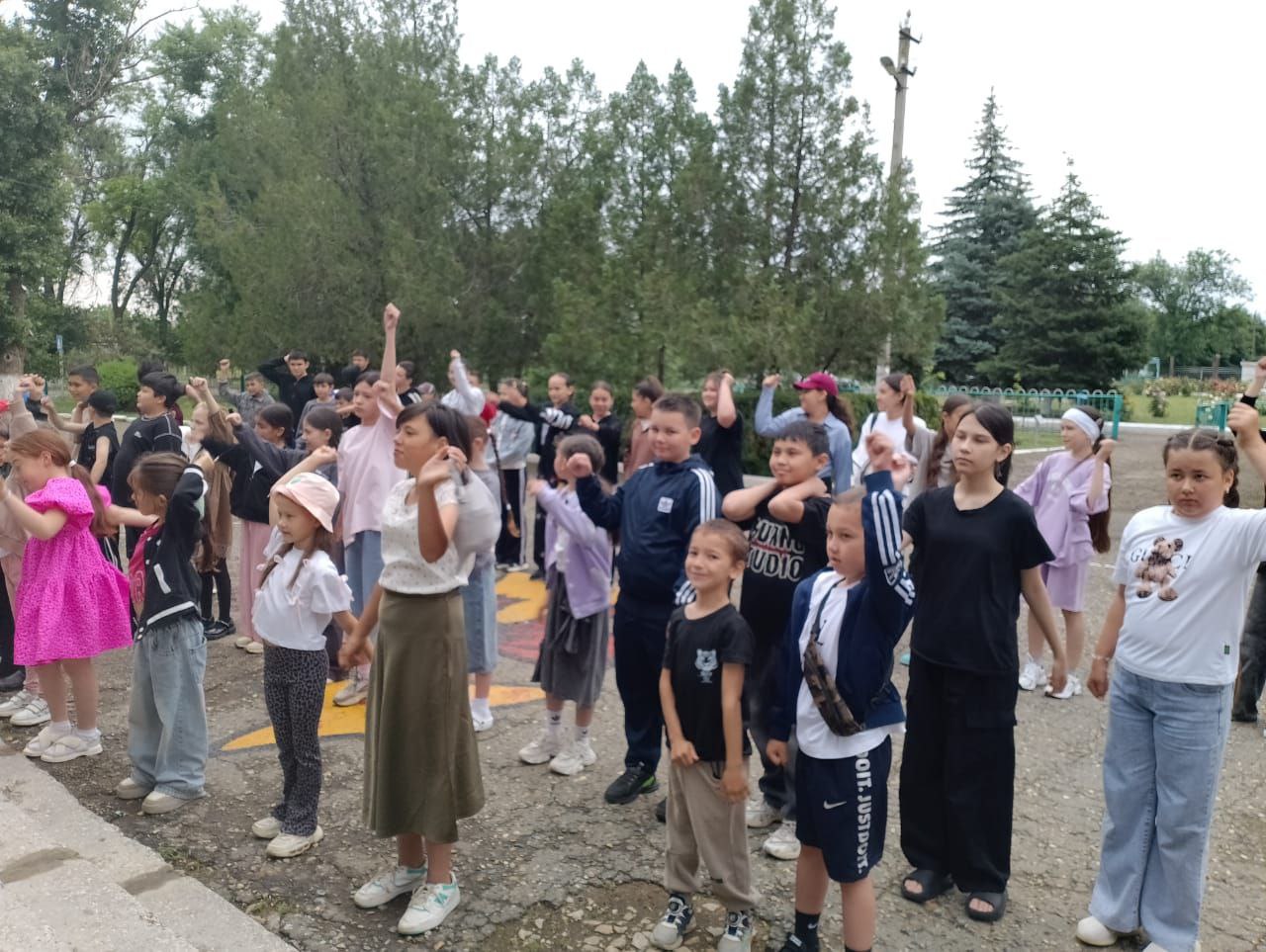 02.06.2025 г - 1 день  День защиты детей.