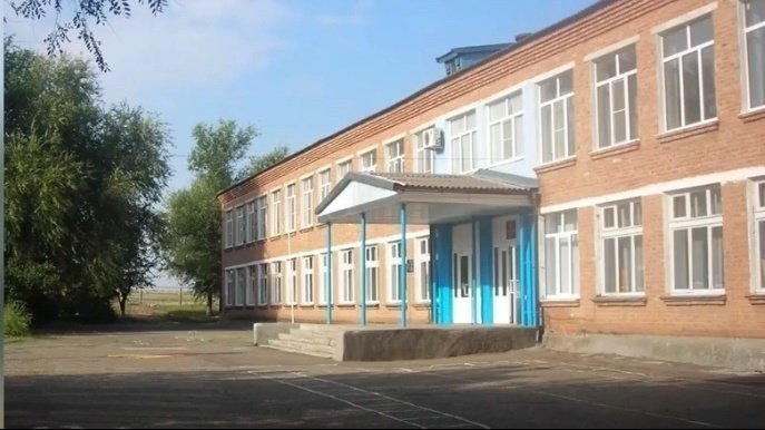 Фотография школы.